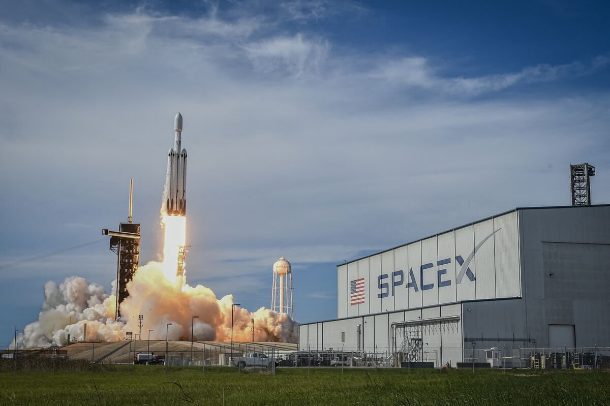 شركة SpaceX تتأهب للطرح العام الأوّلي مستهدفة سيولة بـ75 مليار دولار