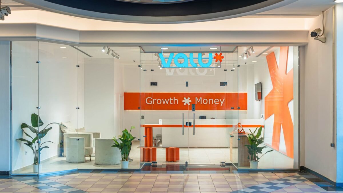 «فاليو» تستثمر 7 ملايين دولار للتوسع في السوق الأردنية بحلول متكاملة للتقسيط والتمويل