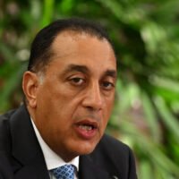 الحكومة تُقر حزمة من الإجراءات لترشيد الإنفاق والاستهلاك لمواجهة تداعيات التصعيد العسكري بالمنطقة