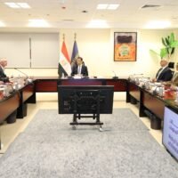 وزير الاتصالات يبحث مع مسئولي إريكسون التوسع في أعمال الشركة في مصر