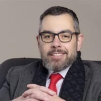 محمد فؤاد: وجود 2500 شركة تمويل استهلاكي يمثل تحديًا رقابيًا وتراجع معدلات الادخار مثير للقلق