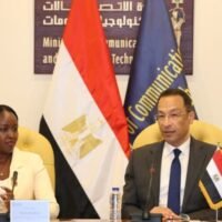 وزير الاتصالات يبحث مع نظيره الرواندي تعزيز التعاون بين البلدين في مجال التحول الرقمي والذكاء الاصطناعي