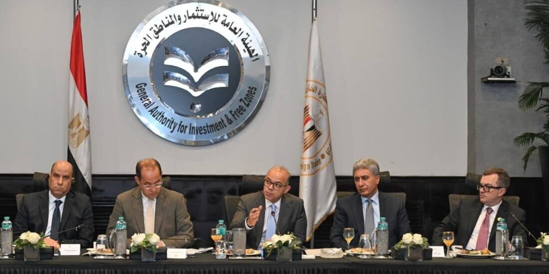 الحكومة تناقش مع البنك الدولي محاور الخطة التنفيذية لاستراتيجية الاستثمار الأجنبي المباشر وتحديد 13 قطاعًا مستهدفًا ضمن مرحلتها الأولى