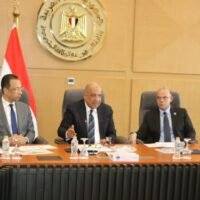 وزراء «الكهرباء» و«الاتصالات» و «الاستثمار» يبحثون الخطوات التنفيذية لإعداد الاستراتيجية الوطنية لصناعة مراكز البيانات