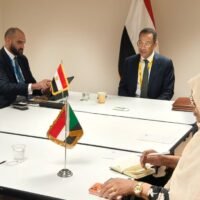 وزير الاتصالات يوقع مع نظيرته الرواندية مذكرة تفاهم لتعزيز التعاون في الذكاء الاصطناعي