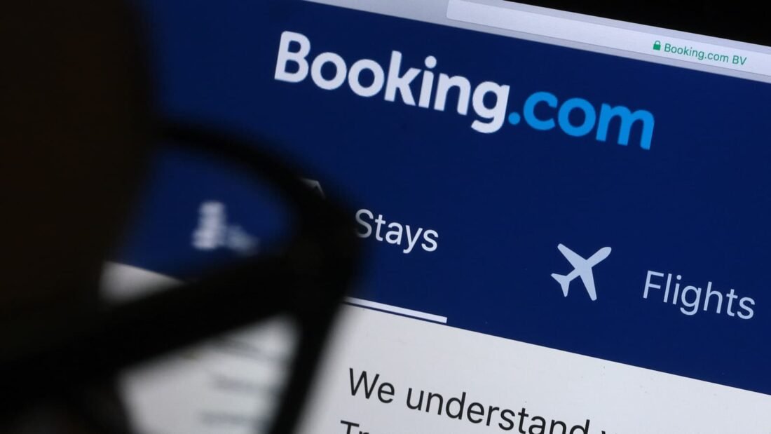 إيرادات BOOKING ترتفع إلى 7.4 مليار دولار في الربع الثاني من 2026 مع زيادة عدد الحجوزات إلى 325 مليون ليلة